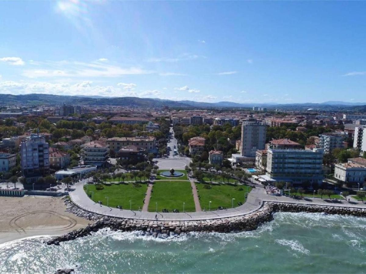 Casa Gramsci Luxury Apartment Pesaro Extérieur photo