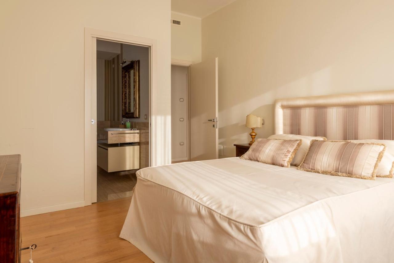 Casa Gramsci Luxury Apartment Pesaro Extérieur photo