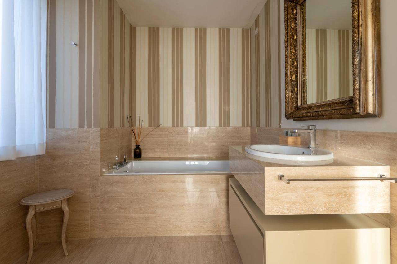 Casa Gramsci Luxury Apartment Pesaro Extérieur photo